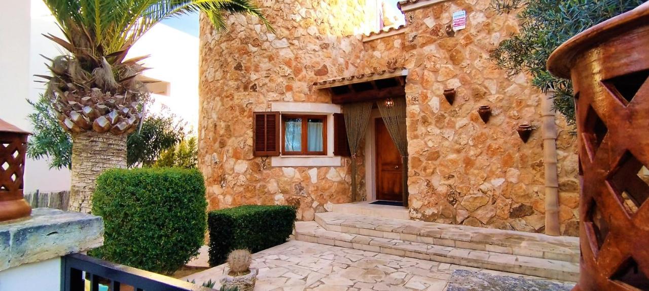 Villa Sanchez In Strandnahe Mit Pool, Jacuzzi, Klima, Wifi, Gas Bbq Santanyi Exterior photo